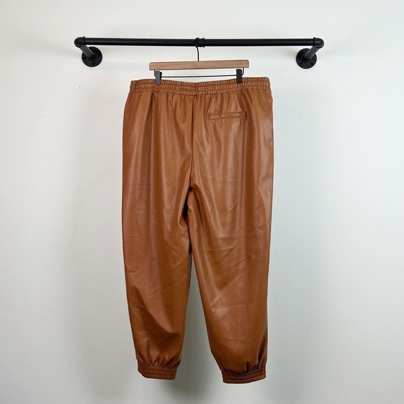 NWT Avec Les Filles Faux Leather Fleece Line Jogger Pants in Cognac Beige - Picture 6 of 8
